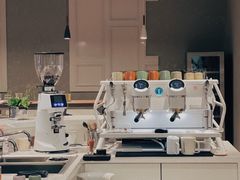 -潮一不贰·法式甜品·生日蛋糕·西式简餐(外滩店)