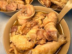-刘姐啤酒鱼民族演艺餐厅(西街总店)