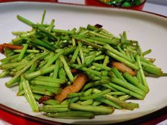 洞庭湖藜蒿炒湘西腊肉-老湘亲·品鉴湘菜(蔡塘爱琴海店)