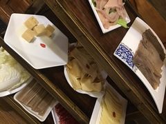-百年川椒重庆老火锅(光谷店)