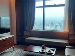 -上海龙之梦万丽酒店