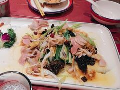 -鱼满舱·鲜活海鲜·正宗鲁菜
