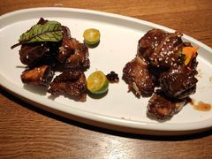 蜜汁焗小排-弄堂里·寻味杭州(湖滨银泰in77C区店)