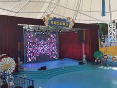 -史努比缤纷世界