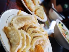 马蹄锅贴-长人馄饨铺(解放街店)