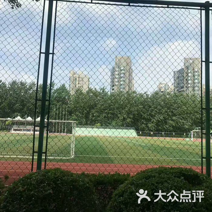 上海东辉职业学校图片