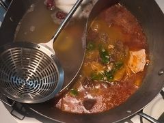 -左庭右院鲜牛肉火锅(金山万达店)