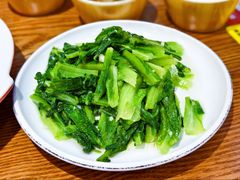 蒜泥油麦菜-酸婆娘江湖川菜(紫竹路店)