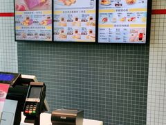 -麦当劳(普陀香溢花城店)