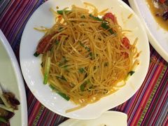 香巴拉云南餐厅(华莱坞店)-香巴拉云南餐厅(华莱坞店)