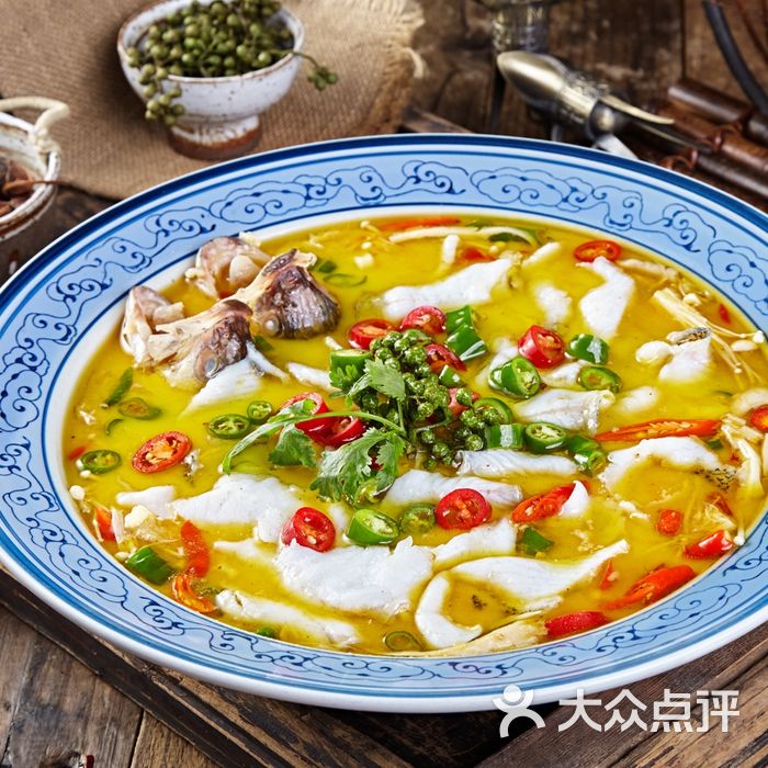 陆小凤四川料理酸菜鲈鱼图片-北京川菜-大众点评网