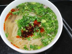 -陇上全荟兰州传统牛肉面(延吉路店)