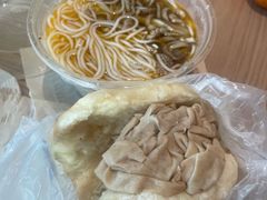 -小白房辣焙子(西落凤街店)