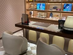 -茂昌眼镜(南京东路店)