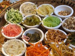 -包整·丝娃娃(一览甲秀楼风景店)