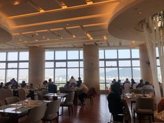 -湖景知味西餐厅•自助餐• 轻食(南京金茂威斯汀大酒店)