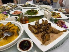 -泉龙渔村·粤式早茶·金牌烧鹅(中山三乡店)