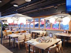 大堂-日进一片海.生腌海鲜火锅.宵夜烧烤(三里屯总店)