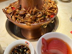-老佛爷炭火蛙锅直营(清滨路总店)