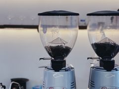 -Line 咖啡(石厦花园店)