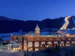 -丝绸之路山地度假区滑雪场
