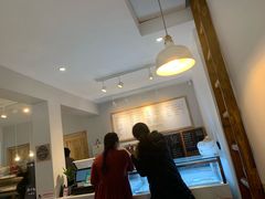 -红小姐咖啡馆(西津渡店)