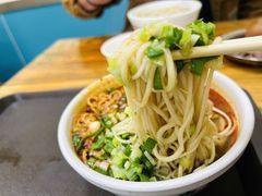 辣子牛肉面-清真·马安军辣子牛肉面