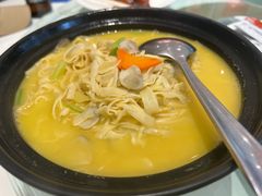-万龙洲海鲜(广渠门店)