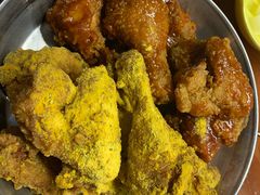 -BHC炸鸡(明洞总店)