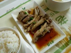 -老乡鸡(霍邱县东湖路店)