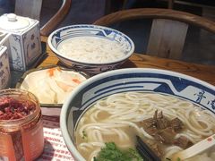 -鑫花溪牛肉米粉(文星广场店)