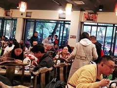 大堂-肖肖酸萝卜鱼火锅(总店)