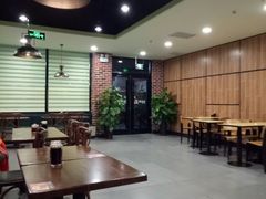 大堂-李先生牛肉面大王(合肥火车站出站口店)