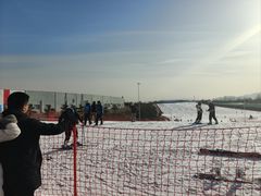 -华彬猛犸滑雪场