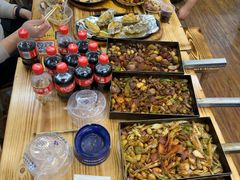 -老东镇啤酒屋海鲜加工·蒸汽海鲜·海鲜烧烤(台东店)