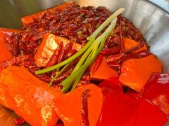 -茅草房·河畔园林火锅