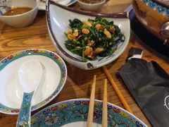 -毛辣果·贵州红酸汤牛肉火锅(西单店)