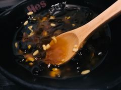 -何师烧烤·香辣蟹·川菜·30年老品牌(太古里旗舰店)