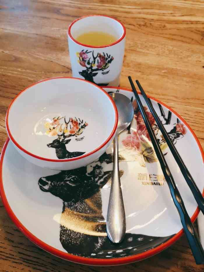 新白鹿餐厅(湖滨银泰店)-"来到杭州怎么能不吃杭帮菜呢?这几家餐厅也.