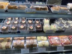 -红宝石·鲜奶小方·海派西点房(南丹店)