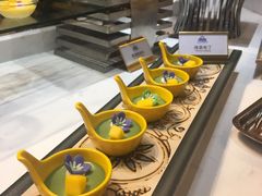 -小天鹅戴斯酒店鲸鲨百汇创作料理