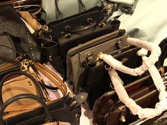 -COACH蔻驰(恒隆广场店)