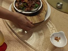 -鹏城人家海鲜酒家·23年老字号(较场尾店)