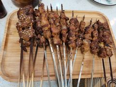 -品疆山新疆特色主题餐厅
