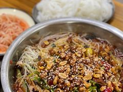 -周良天山牛杂城(天山路总店)