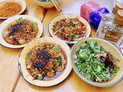 -拈签一笑黄牛肉辣卤串串