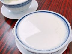 -周大娘牛乳(旧寨古村总店)