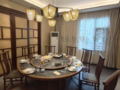 -湘力力小院·鱼汤泡饭(枫林路店)