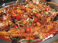 -鸣记脆皮烤鱼·海鲜烤鱼(三八广场店)