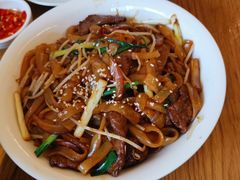 -顺风汤馆·广府粤菜(江宸天街店)